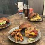 Chillmatic Hamburger & Bistro - 