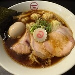 横浜中華そば 維新商店 本店 - 