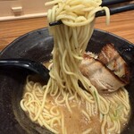 ラーメン いっとうや CoCoLo新潟店 - 麺リフト