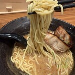 ラーメン いっとうや - 麺リフトアップ