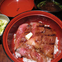赤坂 津つ井 総本店 - ミニビフテキ丼
