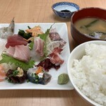 おかもと鮮魚店  - 