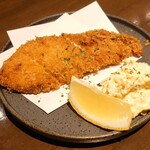 飲んべぇ食堂 らくだ屋 - ささみフライ