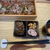近江牛もりしま 寛閑観ここ滋賀店 - 