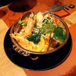 グリル ベリーズ - 「日替わり海鮮と野菜のガーリックオイル煮」①