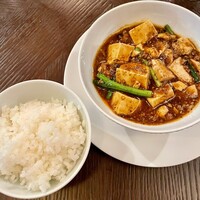 THE CONDER HOUSE - スパイシー麻婆豆腐 白ごはん