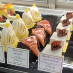 パーラー ローレル - 九品仏　『Parlour Laurel（パーラー ローレル）』