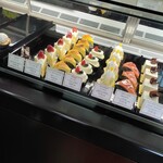 パーラー ローレル - 九品仏　『Parlour Laurel（パーラー ローレル）』