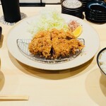 とんかつ 藤田 - 肩ロースかつランチ1,800円＋ご飯大盛＋100円＝合計1900円