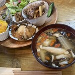 Bluebell  - 薬膳スープ　具だくさんで美味しい