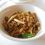 聚景園 - ブラック炒飯