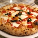 Pizzeria Braceria CESARI - マルゲリータ エクストラ S.T.G.☆