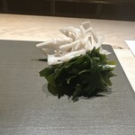 千葉たかおか - ワカメと蓮根