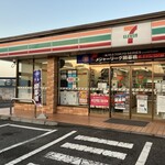 セブンイレブン - 外観写真: