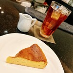 ティールームたかはし - チーズケーキセット