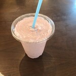 ミルスタ - イチゴシェイク　280円