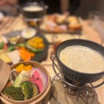 チーズと生はちみつ BeNe 京都河原町店 - 