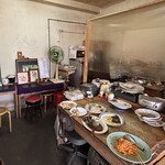 惣菜 田中 - 店内の様子