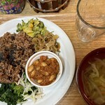 手当て+かふぇ ゆとりろん - 