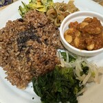 手当て+かふぇ ゆとりろん - 