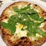 シシリヤ - クワトロフォルマッジ+ルッコラ