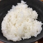 卵かけめし 肉すい専門  やまや - 肉すいと卵かけ飯セット（1,150円）
      ごはん