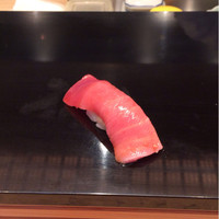 銀座 久兵衛 京王プラザホテル店 - 中トロ
