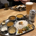 スパイスアンドカレー黄金の風 - 