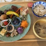 ごはんや はっち - 