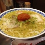 龍上海 - 赤湯からみそラーメン！  からみその刺激、味噌の味わい、太麺のヨロコビ 