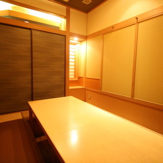 Completely private rooms are also available.