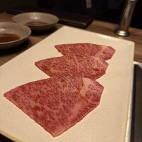 焼肉うしごろ 新宿三丁目店 - 