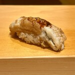 鮨 はしもと - 穴子　溶ける穴子にしっかりめのツメが合いますね