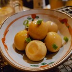 オイスター酒場 ぴゅん - 箸休めのうずらどんぐり！