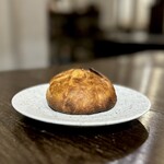 Nonna Nietta - ⚫︎パン
      パンもめっちゃ美味しいんだよなあ。