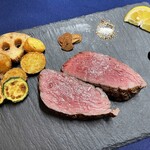 ブルスケッタ - 甲州ワインビーフ厚切りシンシンのグリル
