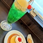 珈琲 Shiroi Tori - 