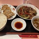 のあき - みそ炒め定食　自家製ぎょーざ
