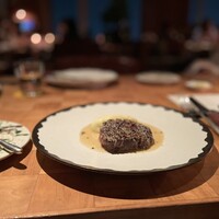 ザ タヴァン グリル＆ラウンジ - 