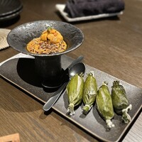 SAAWAAN BISTRO - ④生雲丹と卵黄の焼きディップ もち米スティック1815円