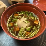 元祖 釜めし春 - とうふ赤出し