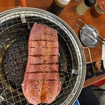 焼肉・ホルモン名嘉真 - 