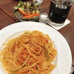 珈琲館 - 料理写真:珈琲館の特製ナポリタン(サラダ・ドリンク付き)