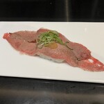 鯛白湯らーめん ○de▽ - 肉寿司\390 接写