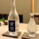 道人 - 京都は伏見のお酒、蒼空。
      お造りと合わせられる清涼感。
