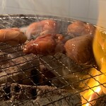 キンキン麦酒とプリッと小腸 近江牛畜産すだく - 