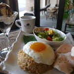 マリダリカフェ - ナシゴレンセットデザート付