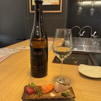 MOTO TOKYO - 