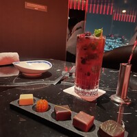 DINING & BAR TABLE 9 TOKYO - 