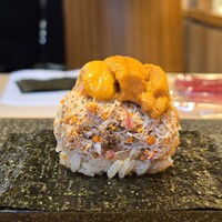 鮨結う遥 - カニ 雲丹乗ってます、かなり、カニが、もりもり